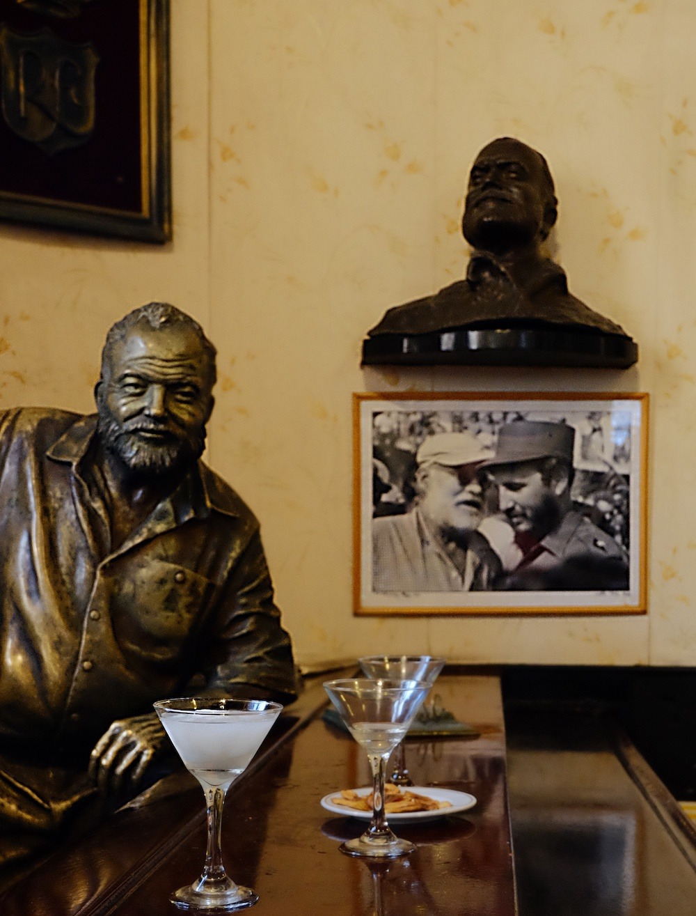 Ernest Hemingway. Stary człowiek i Kuba